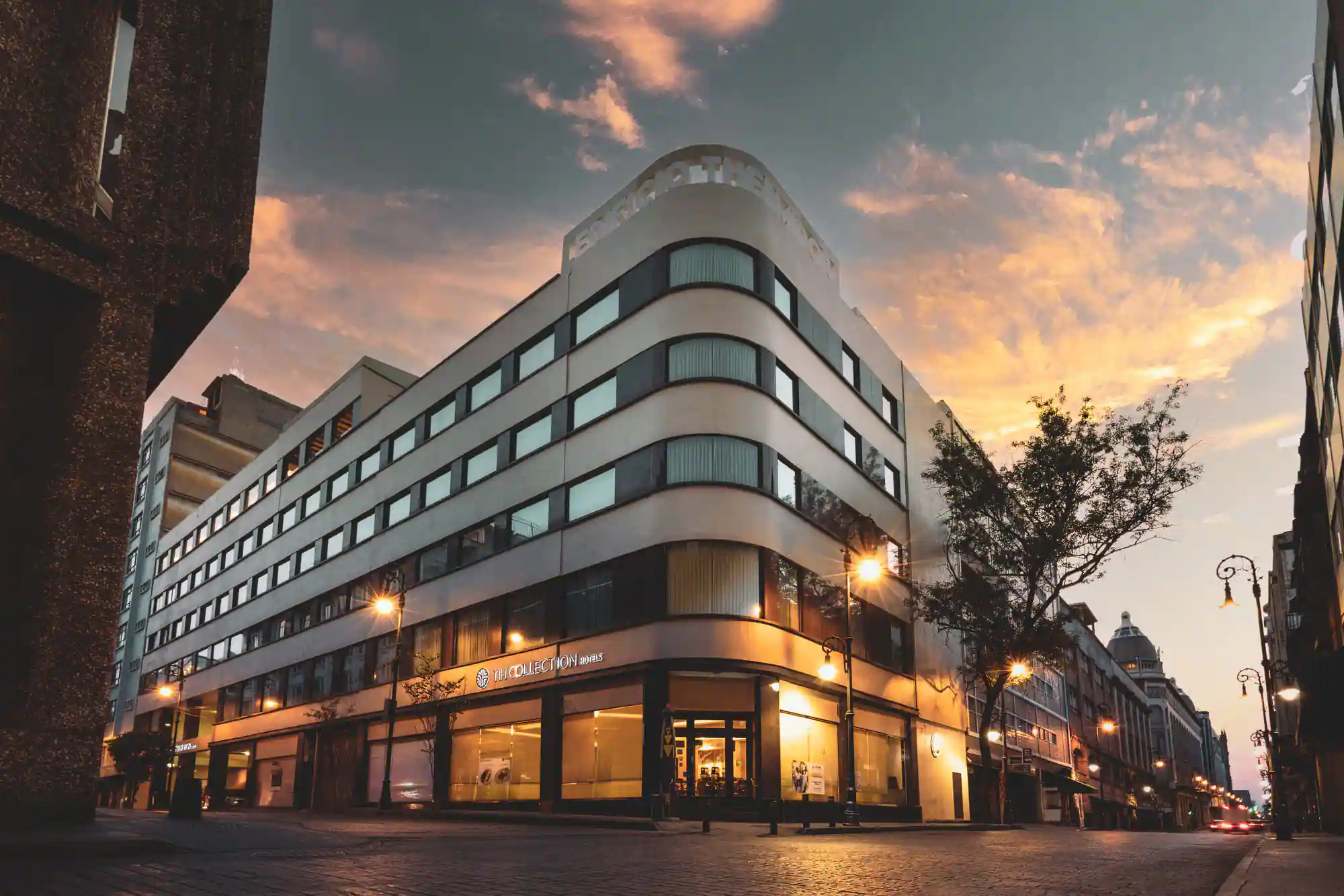 Hotel NH Collection 
